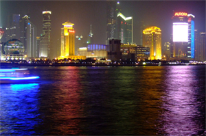 Shanghai by night, experience the perfect integration of visual music